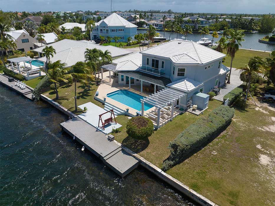 Luxury canal Front home Nelson Quay, Grand Cayman