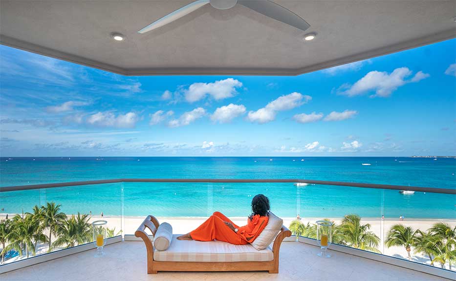 Waters Edge, Seven Mile Beach, Cayman Islands