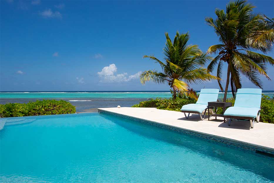 Luxury real estate in Grand Cayman Villa Maria