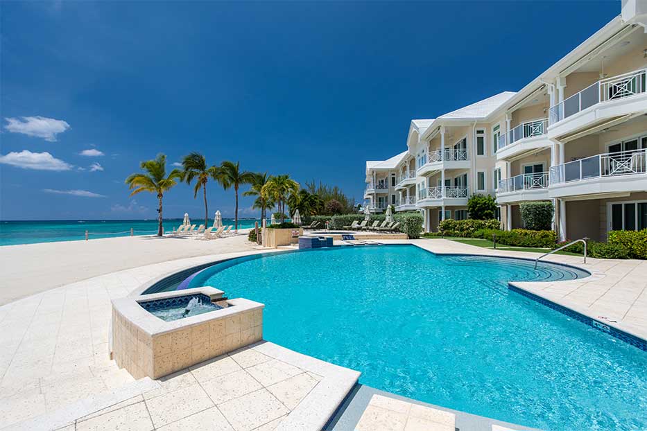 The Pinnacle on Seven Mile Beach, Grand Cayman