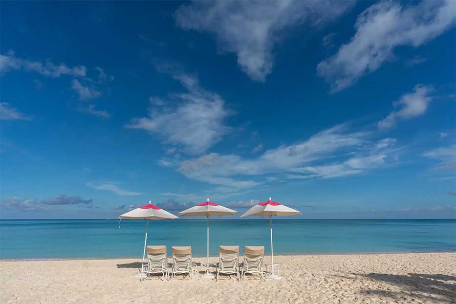 Seven Miel Beach, Cayman  Islands